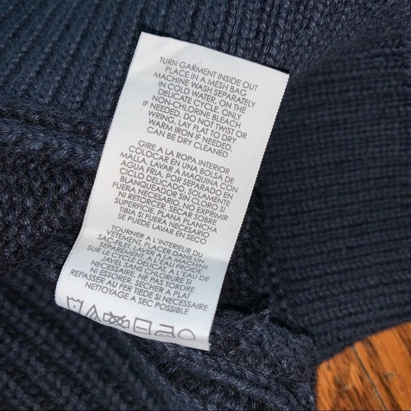 CAbi Navy Pursuit Snap Front Cardigan Sweater size Medium - Picture 8 of 8